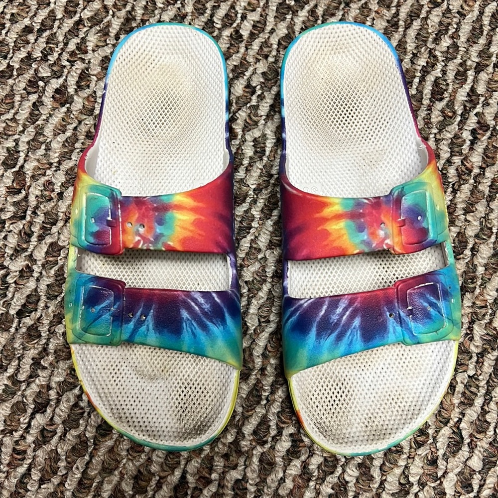 Tie dye Freedom Moses slides sides 35/36